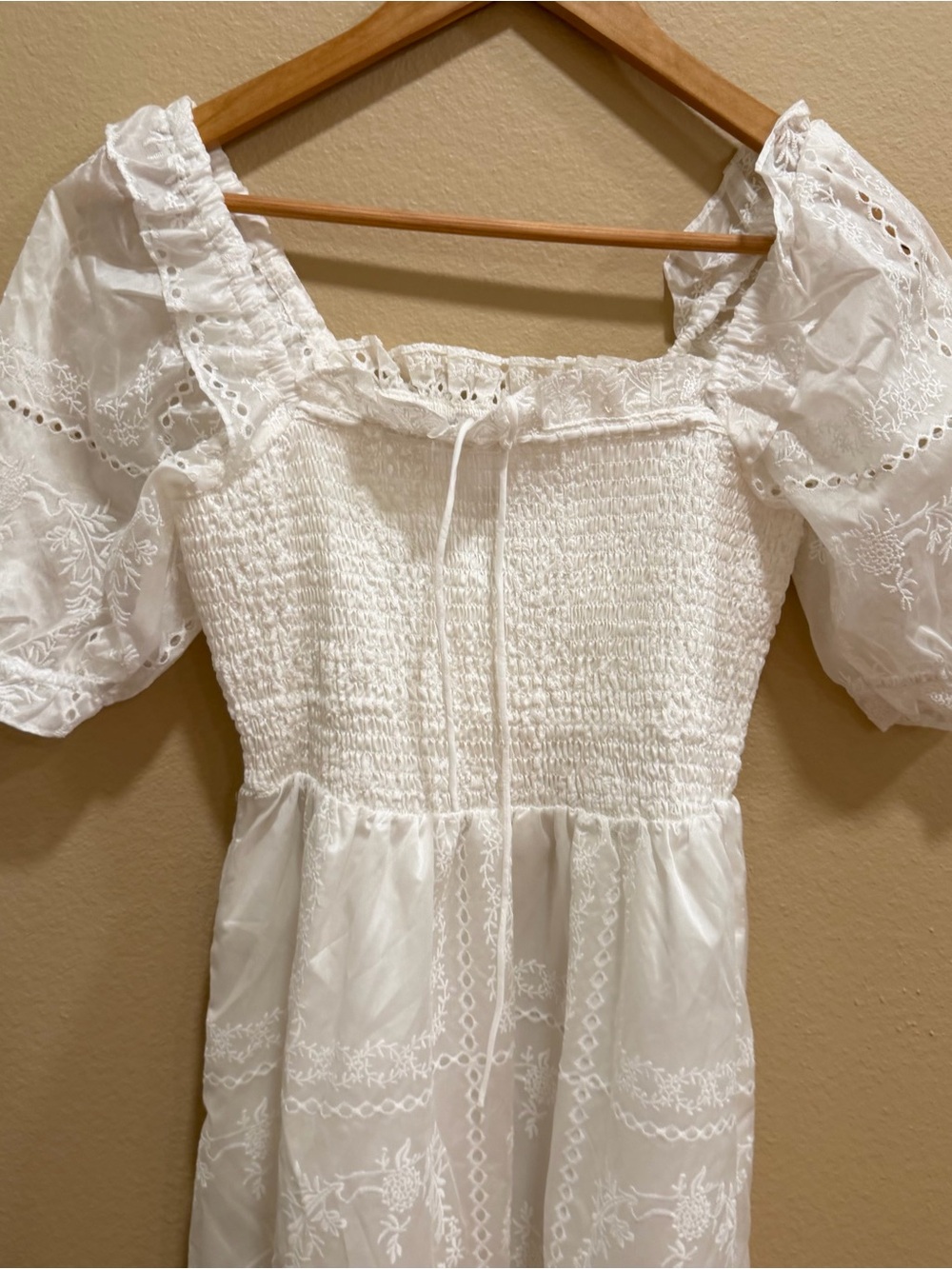 NWT Caroline Constas White Lace Maxi Dress Floral with Smocked Bodice Small - Picture 8 of 15